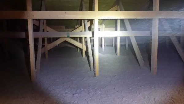 Referenssikuva eristyskohteesta